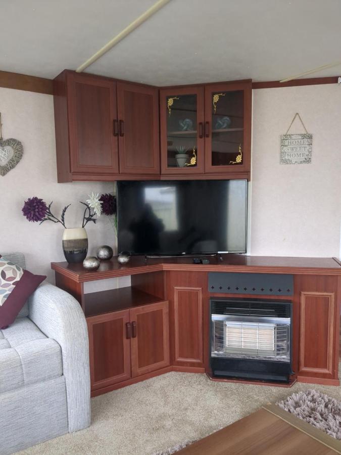 L&G Family Holidays 6 Berth Coral Beach Laura Familys Only And Lead Person Must Be Over 30 Ingoldmells Buitenkant foto